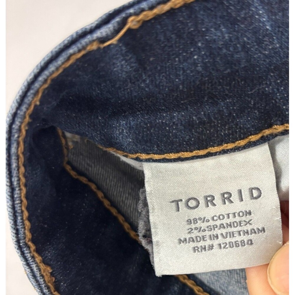 Torrid Women's Relaxed Bootcut Jeans Denim Medium Wash Plus Sz 16 Comfort - Picture 7 of 13